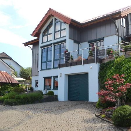 Holiday Flat With Idyllic Garden In Daun Dış mekan fotoğraf