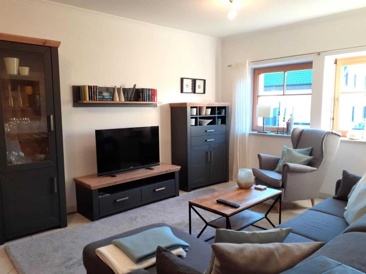 Holiday Flat With Idyllic Garden In Daun Dış mekan fotoğraf
